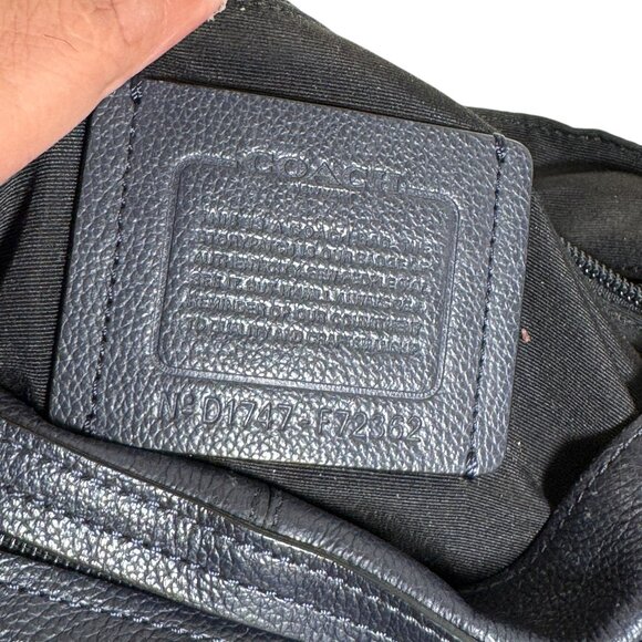 Coach Charles Sport Midnight Blue Leather Messenger Bag in MINT Condition - Picture 12 of 13
